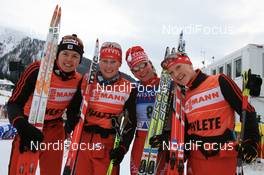 09.12.2007, Davos (SUI): l-r: Laurence Rochat (SUI), Seraina Mischol (SUI), Seraina Boner (SUI), Silvana Bucher (SUI) - FIS World Cup cross-country, relay women - Davos (SUI). www.nordicfocus.com. c Manzoni/NordicFocus. Every downloaded picture is fee-liable.