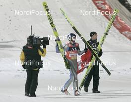 14.12.2007, Villach, Austria (AUT): l-r: Thomas Morgenstern (AUT), Gregor Schlierenzauer (AUT) - FIS world cup ski jumping, individual HS98, Villach (AUT). www.nordicfocus.com. c Furtner/NordicFocus. Every downloaded picture is fee-liable.