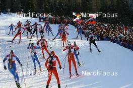 20.01.2008, Antholz, Italy (ITA): the field climbs the "Huber Alm" - IBU World Cup biathlon, mass men - Antholz (ITA). www.nordicfocus.com. c Manzoni/NordicFocus. Every downloaded picture is fee-liable.