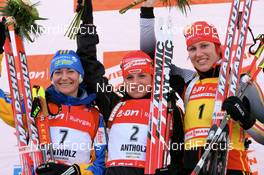 20.01.2008, Antholz, Italy (ITA): l-r: Anna Carin Olofsson (SWE), Andrea Henkel (GER), Kati Wilhelm (GER) - IBU World Cup biathlon, mass women - Antholz (ITA). www.nordicfocus.com. c Manzoni/NordicFocus. Every downloaded picture is fee-liable.