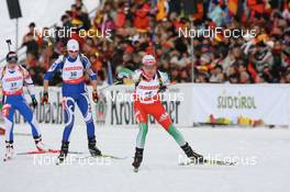19.01.2008, Antholz, Italy (ITA): Nadezhda Skardino (BLR) leads Roberta Fiandino (ITA) - IBU World Cup biathlon, pursuit women - Antholz (ITA). www.nordicfocus.com. c Manzoni/NordicFocus. Every downloaded picture is fee-liable.