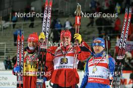14.02.2008, Oestersund, Sweden (SWE): l-r: Ole Einar Bjoerndalen (NOR), Emil Hegle Svendsen (NOR), Maxim Maksimov (RUS) - IBU World Championchip of Biathlon, medal shooting - Oestersund (SWE). www.nordicfocus.com. c Manzoni/NordicFocus. Every downloaded picture is fee-liable.