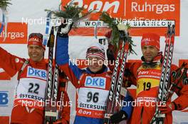 09.02.2008, Oestersund, Sweden (SWE): l-r: Halvard Hanevold (NOR), Maxim Tchoudov (RUS), Ole Einar Bjoerndalen (NOR) - IBU World Championchip of Biathlon, sprint men - Oestersund (SWE). www.nordicfocus.com. c Manzoni/NordicFocus. Every downloaded picture is fee-liable.