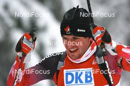 07.12.2008, Oestersund, Sweden (SWE): Jean Philippe Leguellec (CAN), Rossignol, Rottefella, Exel - IBU world cup biathlon, pursuit men, Oestersund (SWE). www.nordicfocus.com. © Manzoni/NordicFocus. Every downloaded picture is fee-liable.