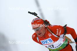07.12.2008, Oestersund, Sweden (SWE): Frode Andresen (NOR), Atomic, Swix, Odlo - IBU world cup biathlon, pursuit men, Oestersund (SWE). www.nordicfocus.com. © Manzoni/NordicFocus. Every downloaded picture is fee-liable.