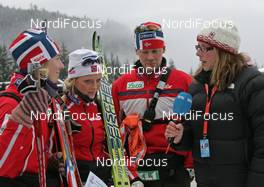 06.01.08, Val di Fiemme, Italy (ITA): feature, NRK interview with Kristin Stoermer Steira (NOR) and Therese Johaug (NOR)  - FIS world cup cross-country, tour de ski, final climb women, Val di Fiemme (ITA). www.nordicfocus.com. c Hemmersbach/NordicFocus. Every downloaded picture is fee-liable.