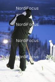 29.11.2008, Kuusamo, Finland (FIN): Cleaning the inrun - FIS world cup ski jumping, individual HS142, Kuusamo (FIN). www.nordicfocus.com. © Manzoni/NordicFocus. Every downloaded picture is fee-liable.