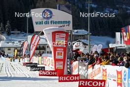03.01.2009, Val di Fiemme, Italy (ITA): the finish-line of Val di Fiemme - FIS world cup cross-country, tour de ski, mass women, Val di Fiemme (ITA). www.nordicfocus.com. © Felgenhauer/NordicFocus. Every downloaded picture is fee-liable.