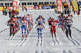 03.01.2009, Val di Fiemme, Italy (ITA): start of the women - FIS world cup cross-country, tour de ski, mass women, Val di Fiemme (ITA). www.nordicfocus.com. © Felgenhauer/NordicFocus. Every downloaded picture is fee-liable.