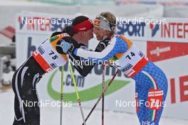 19.02.2009, Liberec, Czech Republic (CZE): group, l-r: Justyna Kowalczyk (POL), Fischer, Salomon, Swix, Marianna Longa (ITA), Fischer, Salomon, One Way  - FIS nordic world ski championships, cross-country, 10km women, Liberec (CZE). www.nordicfocus.com. © Hemmersbach/NordicFocus. Every downloaded picture is fee-liable.