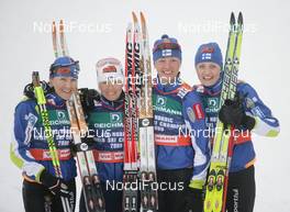 26.02.2009, Liberec, Czech Republic (CZE): group , l-r , Aino Kaisa Saarinen (FIN), Rossignol, Rottefella, One Way , Riitta Liisa Roponen (FIN), Atomic, Salomon, Leki , Virpi Kuitunen (FIN), Rossignol, Rottefella, One Way und Pirjo Muranen (FIN), Fischer, Rottefella, Exel  - FIS nordic world ski championships, cross-country, 4x5km women, Liberec (CZE). www.nordicfocus.com. © Domanski/NordicFocus. Every downloaded picture is fee-liable.