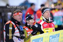 28.11.2009, Kuusamo, Finland (FIN): l-r: Jochen Behle (GER), headcoach cross-country, Stefanie Boehler (GER), Fischer, Rottefella, Alpina, One Way, adidas, Stefan Schwarzbach,  - FIS world cup cross-country, individual sprint, Kuusamo (FIN). www.nordicfocus.com. © NordicFocus. Every downloaded picture is fee-liable.