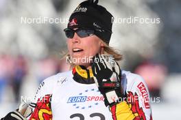 20.12.2009, Rogla, Slovenia (SLO): Sara Renner (CAN), Fischer, Salomon  - FIS world cup cross-country, 15km women, mass start, Rogla (SLO). www.nordicfocus.com. © Hemmersbach/NordicFocus. Every downloaded picture is fee-liable.