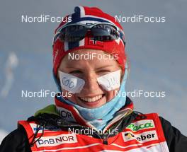 20.12.2009, Rogla, Slovenia (SLO): Marthe Kristoffersen (NOR), Madshus, Rottefella, Swix wishes Merry Christmas - FIS world cup cross-country, 15km women, mass start, Rogla (SLO). www.nordicfocus.com. © Hemmersbach/NordicFocus. Every downloaded picture is fee-liable.