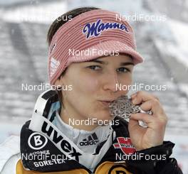 20.02.2009, Liberec, Czech Republic (CZE): Ulrike Graessler (GER), silver medal - FIS nordic world ski championships, ski jumping women, medals, Liberec (CZE). www.nordicfocus.com. © Furtner/NordicFocus. Every downloaded picture is fee-liable.