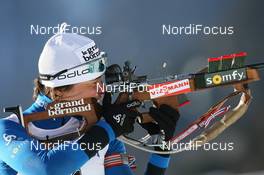 22.01.2010, Antholz, Italy (ITA): Sylvie Becaert (FRA), Fischer, Rottefella, Exel, Odlo - IBU world cup biathlon, sprint women, Antholz (ITA). www.nordicfocus.com. © Manzoni/NordicFocus. Every downloaded picture is fee-liable.