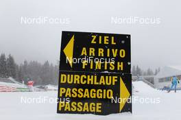 19.01.2011, Antholz, Italy (ITA): Biathlon Feature: Track sign in the snow - IBU world cup biathlon, training, Antholz (ITA). www.nordicfocus.com. © Manzoni/NordicFocus. Every downloaded picture is fee-liable.