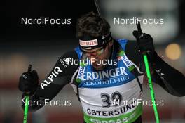 02.12.2011, Oestersund, Sweden (SWE): Simon Hallenbarter (SUI), Rossignol, Rottefella, KV+, ODLO, Alpina - IBU world cup biathlon, sprint men, Oestersund (SWE). www.nordicfocus.com. © Manzoni/NordicFocus. Every downloaded picture is fee-liable.