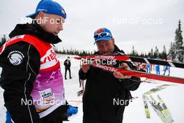 18.11.2011, Sjusjoen, Norway (NOR): (l-r) Timo Suntela (FIN) and the head coach of team Finland Magnar Dalen analyzing the skis  - FIS world cup cross country, training, Sjusjoen (NOR). www.nordicfocus.com. Â© Laiho/NordicFocus. Every downloaded picture is fee-liable.
