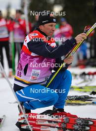 18.11.2011, Sjusjoen, Norway (NOR):  Pekka Kemppi (FIN) installing a Rottefella binding - FIS world cup cross country, training, Sjusjoen (NOR). www.nordicfocus.com. Â© Laiho/NordicFocus. Every downloaded picture is fee-liable.