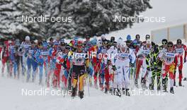 17.12.2011, Rogla, Slovenia (SLO): group, in front l-r: Jens Filbrich (GER), Rossignol, Rottefella, One Way, adidas, Daniel Rickardsson (SWE), Fischer, Salomon, Swix, Ivan Babikov (CAN), Salomon, One Way - FIS world cup cross-country, mass men, Rogla (SLO). www.nordicfocus.com. © Hemmersbach/NordicFocus. Every downloaded picture is fee-liable.
