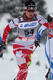 17.12.2011, Rogla, Slovenia (SLO): Chandra Crawford (CAN), Fischer, Rottefella, Swix, One Way - FIS world cup cross-country, mass women, Rogla (SLO). www.nordicfocus.com. © Hemmersbach/NordicFocus. Every downloaded picture is fee-liable.