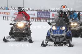 13.03.2011, St. Moritz, Switzerland (SUI): feature, tv and photo snowmobiles at the start - FIS Marathon Cup Engadin Skimarathon, St. Moritz (SUI). www.nordicfocus.com. © Hemmersbach/NordicFocus. Every downloaded picture is fee-liable.