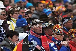 04.03.2012, Ruhpolding, Germany (GER): excited spectators - IBU world championships biathlon, pursuit women, Ruhpolding (GER). www.nordicfocus.com. © Felgenhauer/NordicFocus. Every downloaded picture is fee-liable.