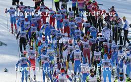 07.01.2012, Val di Fiemme, Italy (ITA): feature, the athletes in the first uphill - FIS world cup cross-country, tour de ski, mass men, Val di Fiemme (ITA). www.nordicfocus.com. © Hemmersbach/NordicFocus. Every downloaded picture is fee-liable.