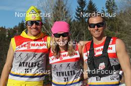 11.03.2012, Oslo, Norway (NOR): spring feeling, l-r: Sylvan Ellefson (USA), Chandra Crawford (CAN), Fischer, Rottefella, Swix, One Way, Andrew Newell (USA), Fischer, Salomon, Swix  - FIS world cup cross-country, mass women, Oslo (NOR). www.nordicfocus.com. © Hemmersbach/NordicFocus. Every downloaded picture is fee-liable.