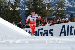 13.12.2012, Canmore, Canada (CAN): Justyna Kowalczyk (POL), Fischer, Rottefella, Swix  - FIS world cup cross-country, mass women, Canmore (CAN). www.nordicfocus.com. © Roycroft/NordicFocus. Every downloaded picture is fee-liable.