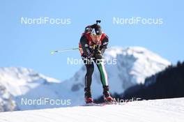 14.12.2013, Annecy-Le Grand Bornand, France (FRA): Christian de Lorenzi (ITA) - IBU world cup biathlon, sprint men, Annecy-Le Grand Bornand (FRA). www.nordicfocus.com. © Manzoni/NordicFocus. Every downloaded picture is fee-liable.