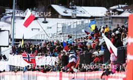 05.01.2013, Val di Fiemme, Italy (ITA): spectators at Lago di Tesero - FIS world cup cross-country, tour de ski, mass women, Val di Fiemme (ITA). www.nordicfocus.com. © Felgenhauer/NordicFocus. Every downloaded picture is fee-liable.