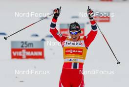 14.12.2013, Davos, Switzerland (SUI): Marit Bjoergen (NOR), Fischer, Swix, Rottefella - FIS world cup cross-country, 15km women, Davos (SUI). www.nordicfocus.com. © Laiho/NordicFocus. Every downloaded picture is fee-liable.
