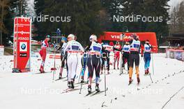 22.12.2013, Asiago, Italy (ITA): Hanna Falk (SWE), Kikkan Randall (USA), (l-r), wait for the handover - FIS world cup cross-country, team sprint, Asiago (ITA). www.nordicfocus.com. © Felgenhauer/NordicFocus. Every downloaded picture is fee-liable.