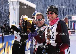 19.01.2013, Lienz, Austria (AUT): having fun in the finish area - Dolomitensprint, Lienz (AUT). www.nordicfocus.com. © Felgenhauer/NordicFocus. Every downloaded picture is fee-liable.