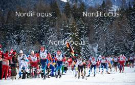 01.01.2014, Lenzerheide, Switzerland (SUI): Calle Halfvarsson (SWE), Martin Johnsrud Sundby (NOR), Jean Marc Gaillard (FRA), Alexander Legkov (RUS), Ilia Chernousov (RUS), Daniel Richardsson (SWE), Thomas Bing (GER), (l-r) - FIS world cup cross-country, tour de ski, mass men, Lenzerheide (SUI). www.nordicfocus.com. © Felgenhauer/NordicFocus. Every downloaded picture is fee-liable.