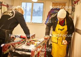 05.12.2014, Lillehammer, Norway (NOR): british service team preparing Salomon skis - FIS world cup cross-country, training, Lillehammer (NOR). www.nordicfocus.com. © Felgenhauer/NordicFocus. Every downloaded picture is fee-liable.