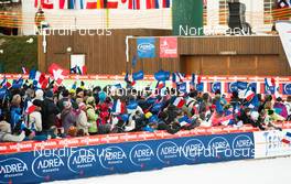 11.01.2014, Chaux-Neuve, France (FRA): spectators at the stadium - FIS world cup nordic combined, individual gundersen HS118/10km, Chaux-Neuve (FRA). www.nordicfocus.com. © Becker/NordicFocus. Every downloaded picture is fee-liable.