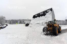 02.03.2014, Mora, Sweden (SWE): preparation of the track before the start - FIS Marathon Cup Vasaloppet, Mora (SWE). www.nordicfocus.com. © Rauschendorfer/NordicFocus. Every downloaded picture is fee-liable.