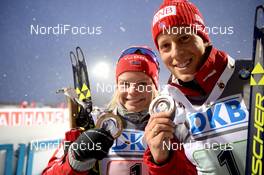 29.11.2015, Oestersund, Sweden (SWE): Kaia Woeien Nicolaisen (NOR), Lars Helge Birkeland (NOR) - IBU world cup biathlon, single mixed relay, Oestersund (SWE). www.nordicfocus.com. © Tumashov/NordicFocus. Every downloaded picture is fee-liable.