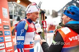 04.01.2015, Oberstdorf, Germany (GER): Petter Northug (NOR) and Jeff Ellis (CAN), FIS interview - FIS world cup cross-country, tour de ski, pursuit men, Oberstdorf (GER). www.nordicfocus.com. © Felgenhauer/NordicFocus. Every downloaded picture is fee-liable.