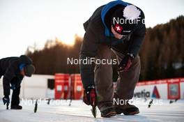 05.01.2015, Val Mustair, Switzerland (SUI): swiss precision while preparing the start corridors - FIS world cup cross-country, tour de ski, training, Val Mustair (SUI). www.nordicfocus.com. © Felgenhauer/NordicFocus. Every downloaded picture is fee-liable.