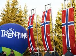11.01.2015, Val di Fiemme, Italy (ITA): norwegian flags - FIS world cup cross-country, tour de ski, final climb women, Val di Fiemme (ITA). www.nordicfocus.com. © Felgenhauer/NordicFocus. Every downloaded picture is fee-liable.