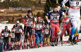10.01.2015, Val di Fiemme, Italy (ITA): Dario Cologna (SUI), Tim Tscharnke (GER), Jonas Dobler (GER), Evgeniy Belov (RUS), Simen Andreas Sveen (NOR), (l-r)  - FIS world cup cross-country, tour de ski, mass men, Val di Fiemme (ITA). www.nordicfocus.com. © Felgenhauer/NordicFocus. Every downloaded picture is fee-liable.