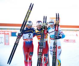 14.02.2015, Oestersund, Sweden (SWE): Maiken Caspersen Falla (NOR), Marit Bjoergen (NOR), Stina Nilsson (SWE), (l-r)  - FIS world cup cross-country, individual sprint, Oestersund (SWE). www.nordicfocus.com. © Felgenhauer/NordicFocus. Every downloaded picture is fee-liable.