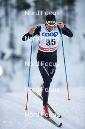 27.11.2015, Ruka, Finland (FIN): Ueli Schnider (SUI) - FIS world cup cross-country, individual sprint, Ruka (FIN). www.nordicfocus.com. © Felgenhauer/NordicFocus. Every downloaded picture is fee-liable.