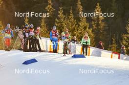 06.12.2015, Lillehammer, Norway (NOR): Stefanie Boehler (GER),  and coaches  - FIS world cup cross-country, 4x5km women, Lillehammer (NOR). www.nordicfocus.com. © Felgenhauer/NordicFocus. Every downloaded picture is fee-liable.