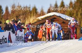 06.12.2015, Lillehammer, Norway (NOR): Maiken Caspersen Falla (NOR), Astrid Uhrenholdt Jacobsen (NOR), (l-r)  - FIS world cup cross-country, 4x5km women, Lillehammer (NOR). www.nordicfocus.com. © Felgenhauer/NordicFocus. Every downloaded picture is fee-liable.