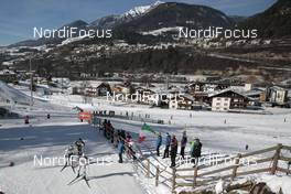 31.01.2015, Val di Fiemme, Italy (ITA): Follower's Group in Lago di Tesero Cross Country Stadium     - FIS world cup nordic combined, team sprint HS134/2x7.5km, Val di Fiemme (ITA). www.nordicfocus.com. © Modica/NordicFocus. Every downloaded picture is fee-liable.